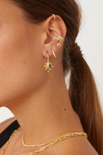 Load image into Gallery viewer, Paperclip Earrings